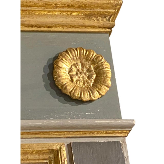 Contemporary Urn Boiserie Panel in the Style of 18th Century French Architecture For Sale In Dallas - Image 6 of 11