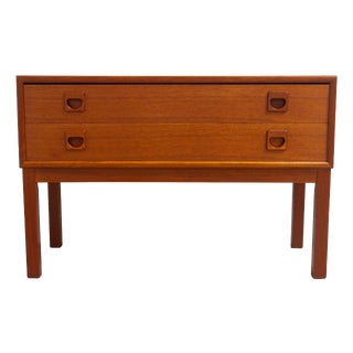 Mid-Century Modern Danish Teak Dresser, 1960s For Sale