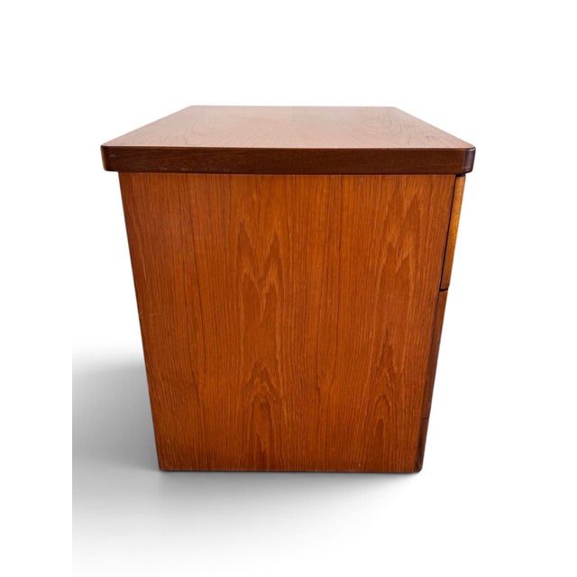 1970s Teak Cantata Collection Chest of Drawers by Ron Carter for Stag, 1970 For Sale - Image 5 of 6