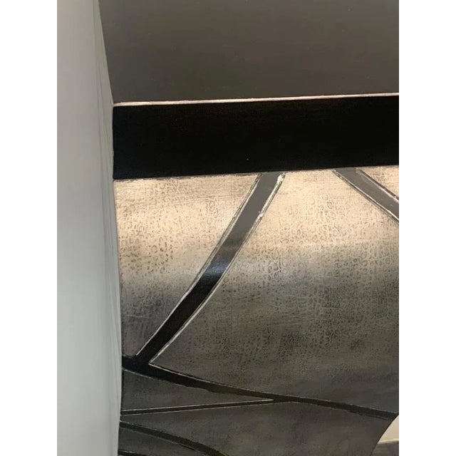 Patinated Silver Leaf Pedestal with Black Lacquered Engraved Lines For Sale - Image 4 of 13