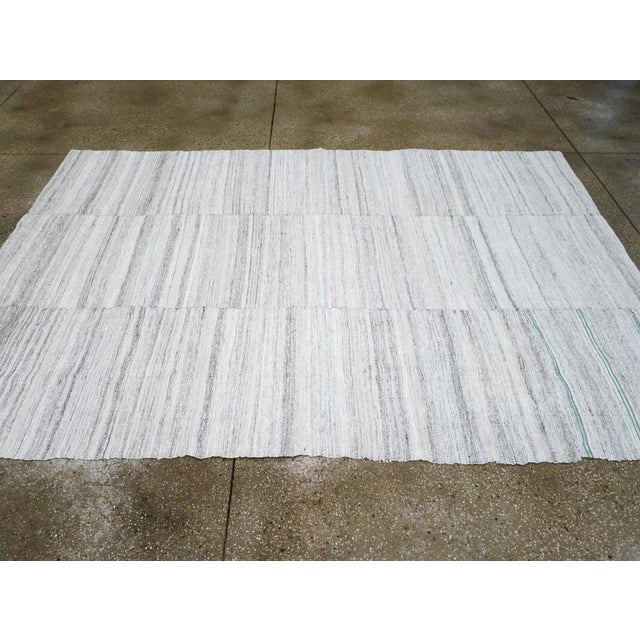 Galerie Shabab Collection Mid-20th Century Handmade Turkish Flatweave Kilim Accent Rug For Sale In New York - Image 6 of 10