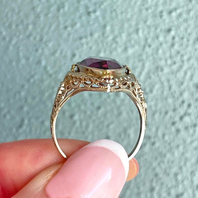Purple 1920s Antique 18k Gold Filigree Marquise Amethyst Ring, Size 7 For Sale - Image 8 of 10