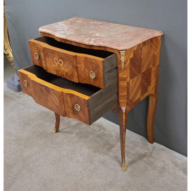Louis XV Transitional Marquetry Commode, 20th Century For Sale - Image 18 of 18