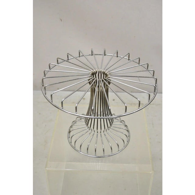 Mid-Century Modern Vintage Mid Century Modern Chrome Metal Wire Pedestal Cake Stand For Sale - Image 3 of 8