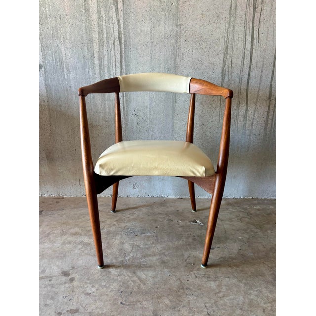 A clean and well-proportioned armchair designed by Laurence Peabody for Richardson Nemschoff. Features a solid walnut...