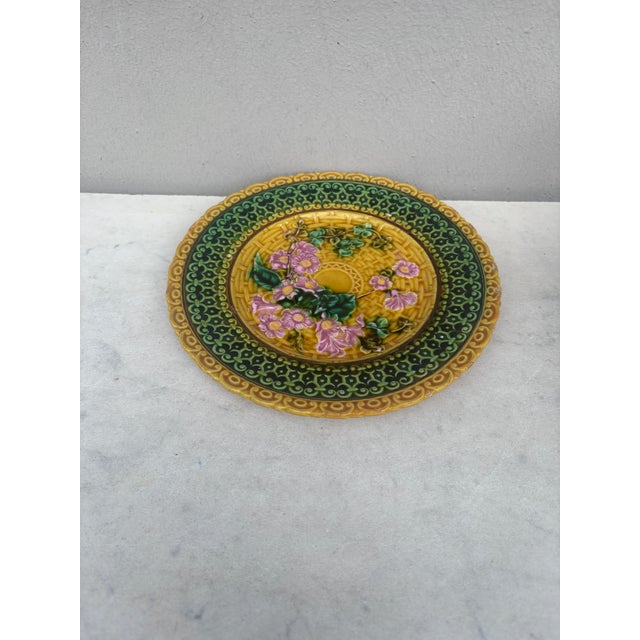 Majolica pink flowers plate signed Villeroy & Boch, circa 1900.