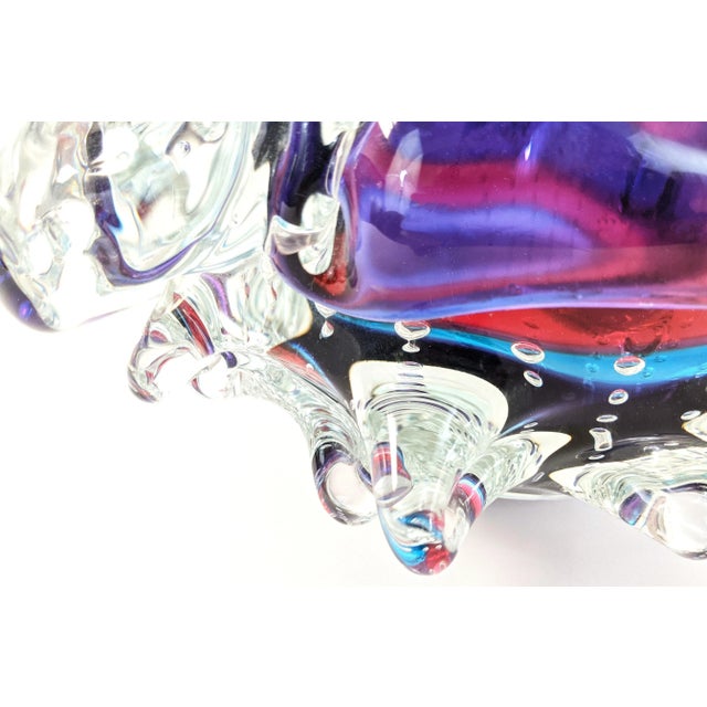 Leon Applebaum Glass Bowl With Protruding Design and Controlled Bubbles Kaleidoscope For Sale - Image 12 of 13