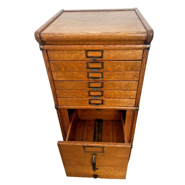Antique Sectional Multi-Drawer Filing Cabinet Vollmer Bros. Quarter Sawn Oak For Sale - Image 4 of 18