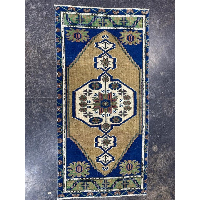 Contemporary Turkish Yastik Rug 1'7" x 3'2" For Sale - Image 3 of 5