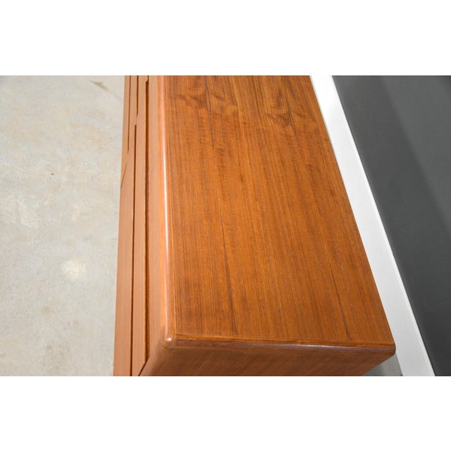 1960s Danish Modern Teak Dresser by Nordisk Andels-Eksport For Sale In Boston - Image 6 of 9