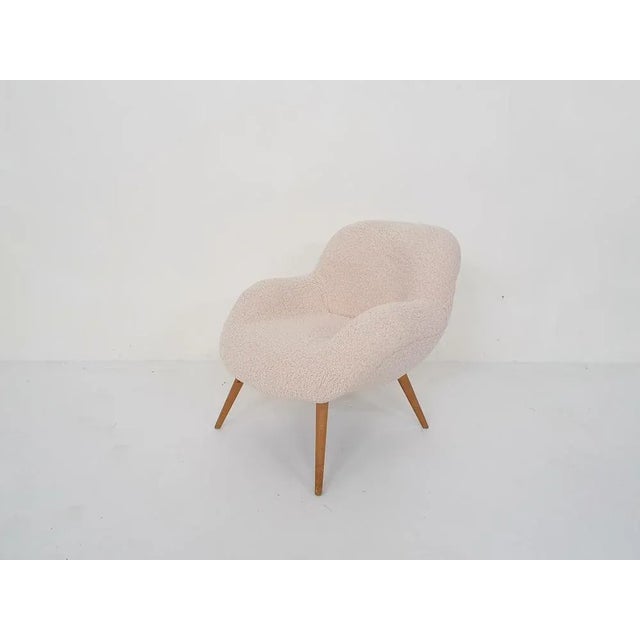 Wood Scandinanvian Modern Lounge Chair in Boucle, Denmark, 1960s For Sale - Image 7 of 7