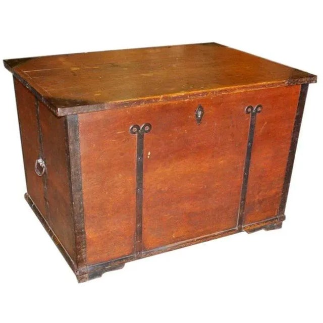 Large Hope Chest Blanket Box For Sale - Image 11 of 11