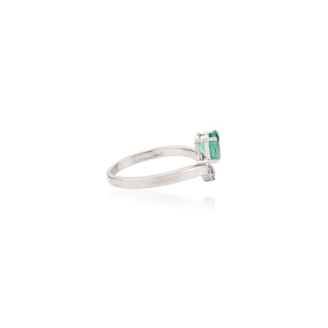 Not Yet Made - Made To Order Carat&her 7x5 Mm Oval Cut Emerald & Diamond Sterling Silver Crown Midi Ring - Ring 7 For Sale - Image 5 of 12