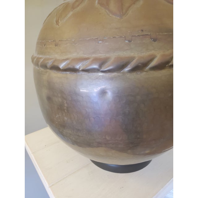 Pair of brass lamps, very good condition, it shows some wear and tear (see pictures). It looks a bit discolored due to the...