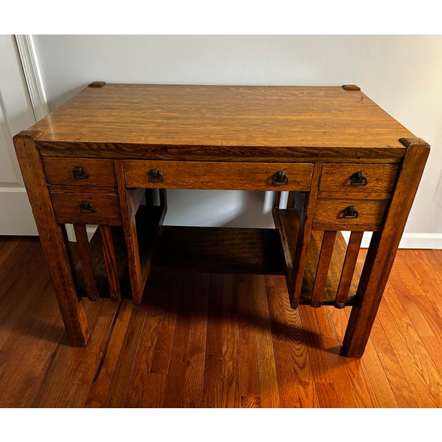 Antique Mission Style Five Drawer Oak Writing Desk by Bourn & Hadley Co. For Sale - Image 4 of 12