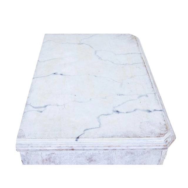 Gustavian (Swedish) 19th Century Swedish White Painted Chests of Drawers, Set of 2 For Sale - Image 3 of 9