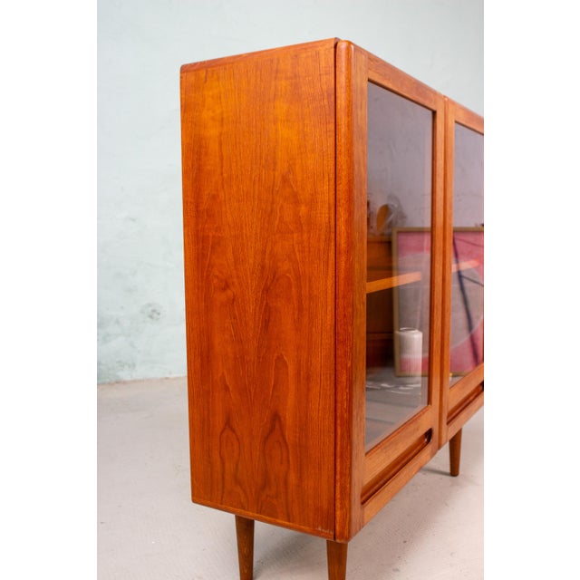 Vintage Danish Teak Vitrine, 1960s For Sale - Image 15 of 18