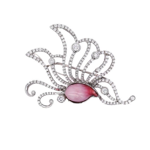 Pink Natural Saltwater Conch Pearl & Diamond Platinum Brooch For Sale In Miami - Image 6 of 7