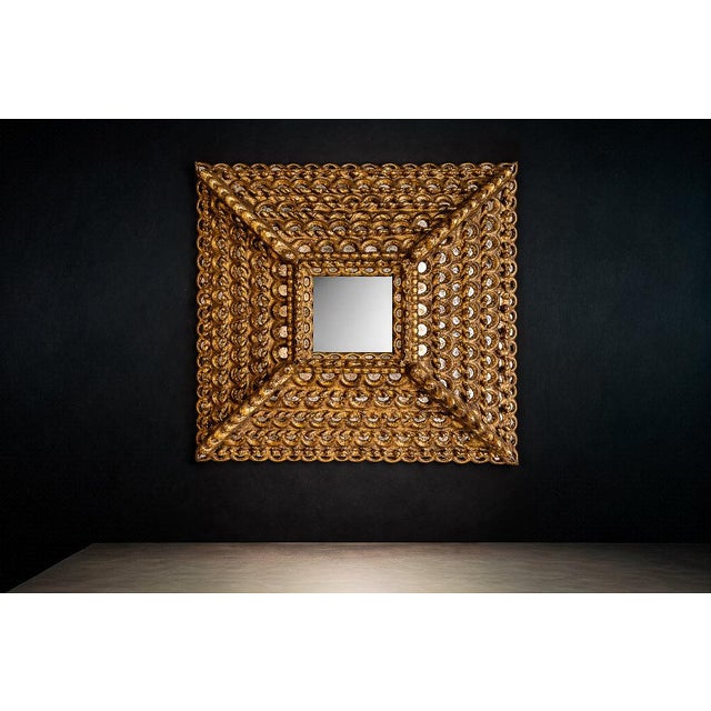 Early 20th Century Peruvian Baroque Colonial Sunburst Mirror in Carved Hardwood & Gold Leaf, 1890–1920 For Sale - Image 5 of 13