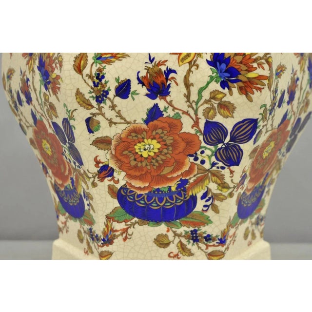 Vintage Oriental Porcelain Hexagonal Flower Decorated Ginger Jar Table Lamp For Sale - Image 4 of 12