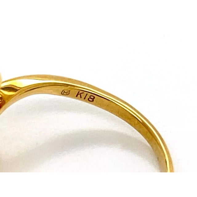 Metal Mikimoto Akoya Pearls Diamond 18k Yellow Gold Ring For Sale - Image 7 of 7