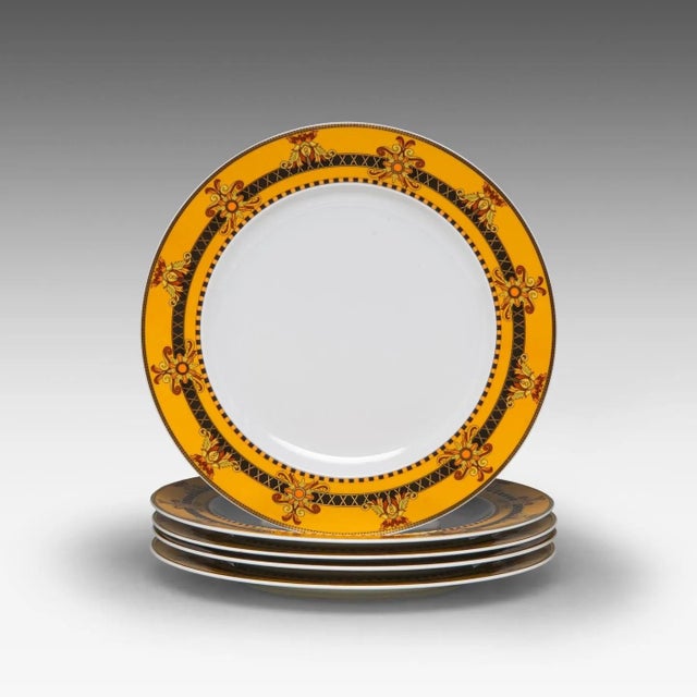 Baroque Barocco Ikarus Dinnerware Set by Gianni Versace for Rosenthal, 1990s, Set of 70 For Sale - Image 3 of 18