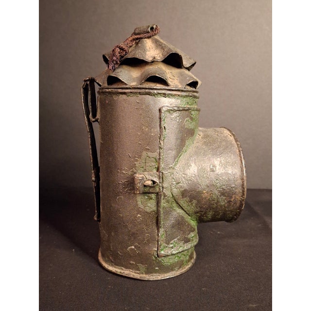 Antique Tin Bullseye Candle Lantern Crimped Top Green Painted Belt Lamp For Sale - Image 12 of 18