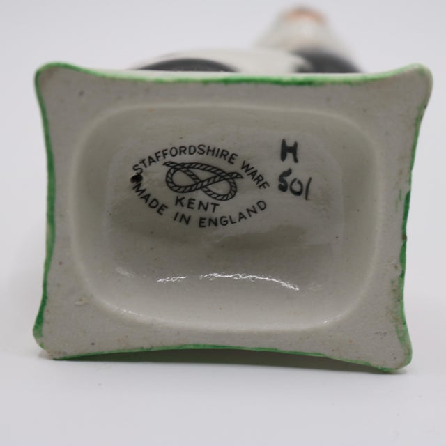 Ceramic 1920s Staffordshire Ware William Kent Ceramic Cat on Cushion Figurine - 4" For Sale - Image 7 of 9
