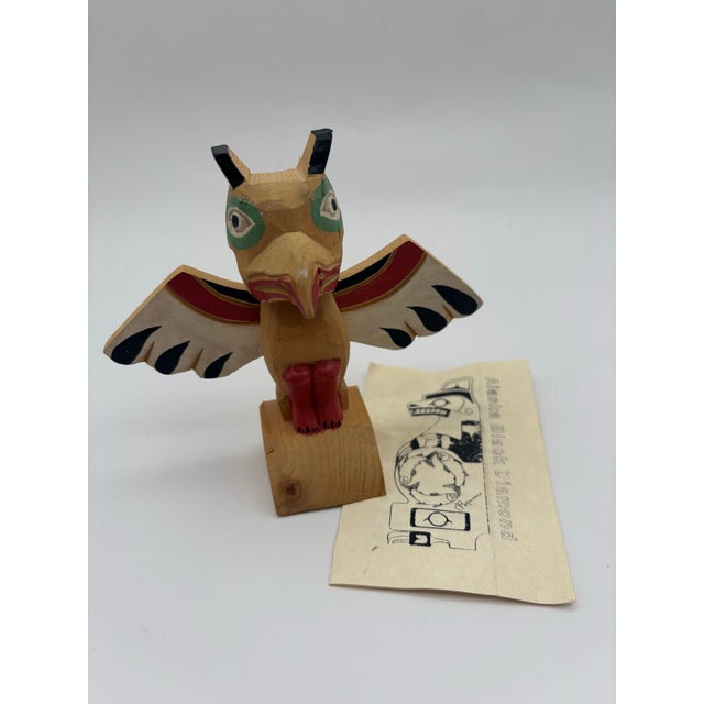 Vintage Alaska Black Diamond Hand-Carved Painted Wood Bird Totem Sculpture For Sale - Image 9 of 12
