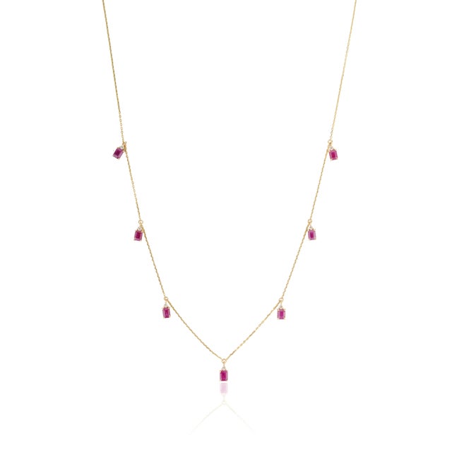 Metal 14k Yellow Gold 2.1 Ct Natural Emerald-Cut Ruby & Diamond Station Charm Necklace For Sale - Image 7 of 17
