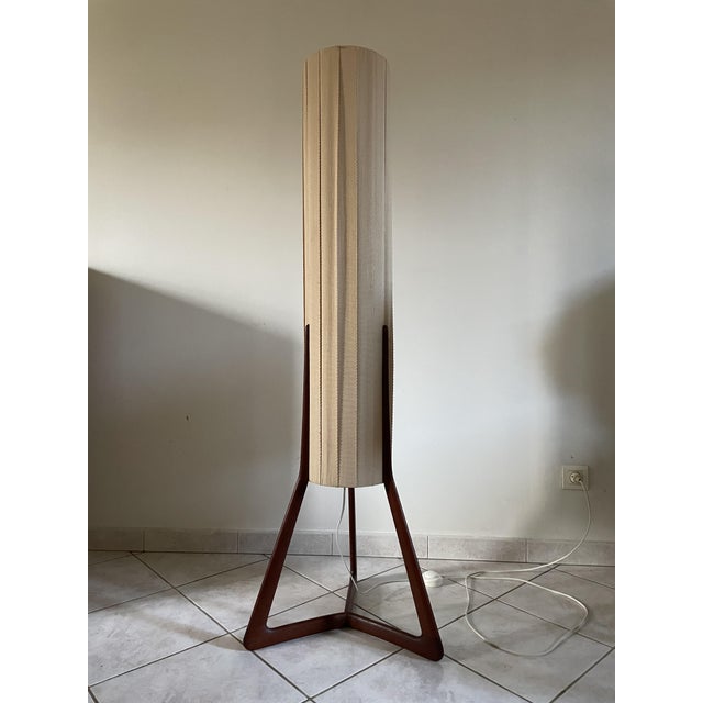 Beige Teak Tripod Floor Lamp by Peter Hvidt and Olga Molgaard-Nielsen, 1960 For Sale - Image 8 of 13