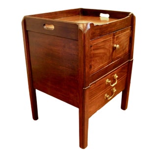 George III Pot Cupboard Side Table Fitted With a Cabinet- 18th Century For Sale