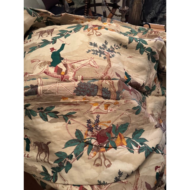 4.25 yards of Schumacher ‘Aston Manor’ print. Depicting a fox hunting scene, packs of horses and hounds are the stars of...