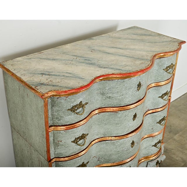 Italian 20th Century Painted & Parcel Gilt Chest of Drawers For Sale In Baton Rouge - Image 6 of 12