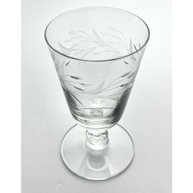 Fostoria Glass Company 1950s Fostoria “Bridal Wreath” Set of 7 Iced Tea Glasses For Sale - Image 4 of 5