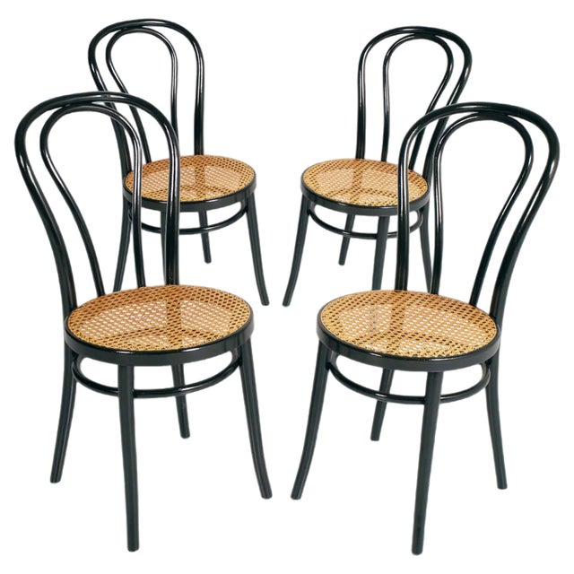 Dining Chairs in Curved Beech & Vienna Straw Seat by Michael Thonet for Thonet, 1940s, Set of 4 For Sale