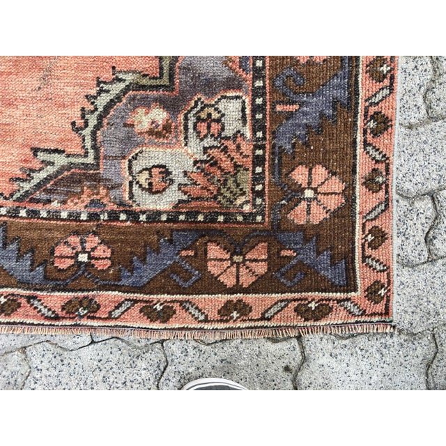 Peach 1960s Handmade Oushak Floor Hallway Runner Rug For Sale - Image 8 of 11