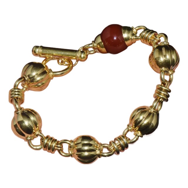Estate Primavera Preziosi Italian Solid 18K Gold Carnelian Bead Fluted Ball Toggle Bracelet For Sale
