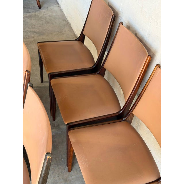 Johannes Andersen Rosewood Dining Chairs Set of 6 Leather Seating Denmark 1960s For Sale In Los Angeles - Image 6 of 10