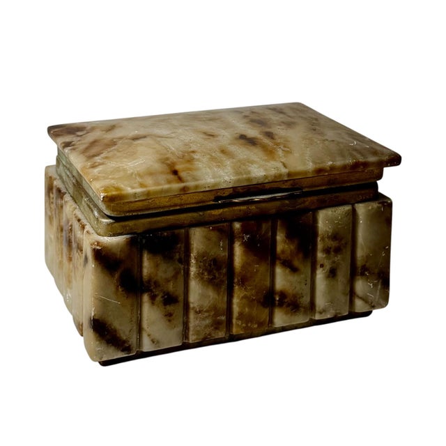 Tan 1940s Italian Fluted Alabaster Jewelry Box For Sale - Image 8 of 9