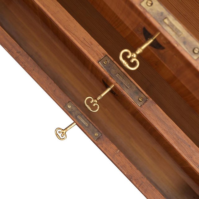 Biedermeier Chest of Drawers with 3 Drawers in Cherry Wood, 1820 For Sale - Image 5 of 10
