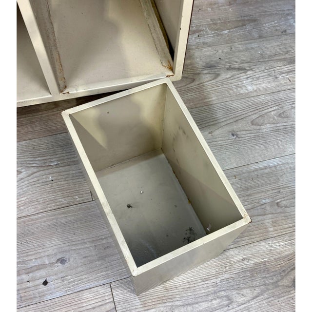 Industrial Side Table by Daciano Da Costa for Metalúrgica da Longra, 1960s For Sale - Image 16 of 17