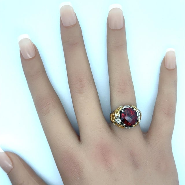 Red 8.41 Carat Garnet Diamond Platinum-18k Yellow Gold Flower Motif Ring, Size 6.5 For Sale - Image 8 of 8