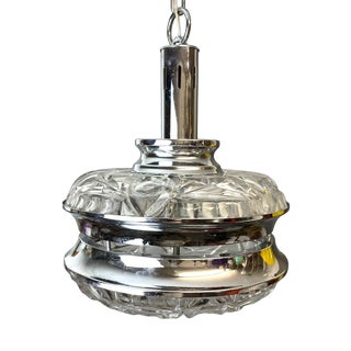Mid-Century Modern UFO-Shaped Hanging Light in Cut Glass and Chrome, 1970s For Sale