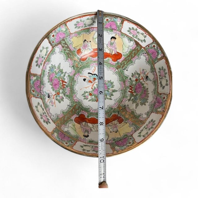 Rose Mid 20th Century Famille Rose Medallion Chinese Decorative Bowl For Sale - Image 8 of 10