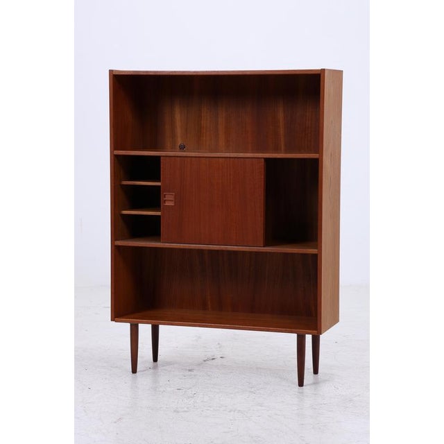 1960s Mid-Century Danish Teak Bookcase with Sliding Doors, 1960s For Sale - Image 5 of 17