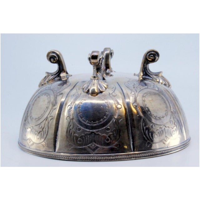 Silver Candy Box with Engravings, Pearled Rim and Feet with Palmettes For Sale - Image 6 of 10