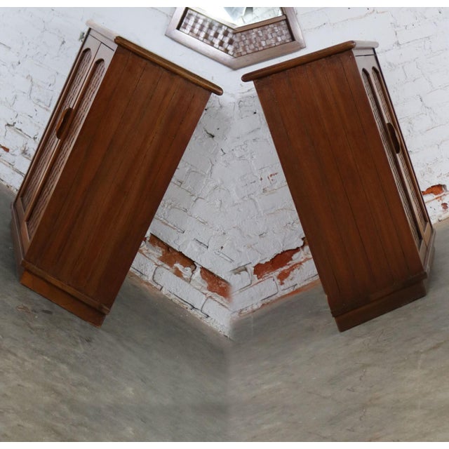 Mcm Entry Console Cabinet And Mirror Basket Weave Style Of Lane