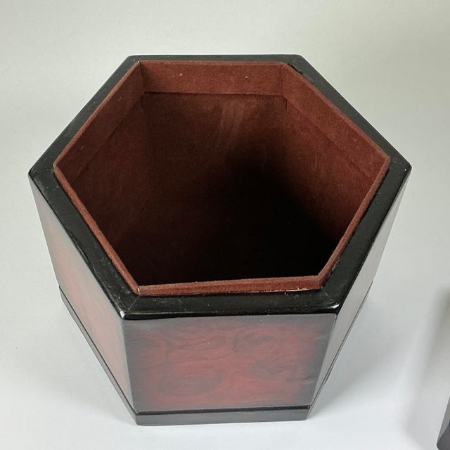 Mid-Century Boho Chic Hollywood Regency Traditional Six-Sided Burlwood Velvet-Lined Box. For Sale - Image 10 of 13