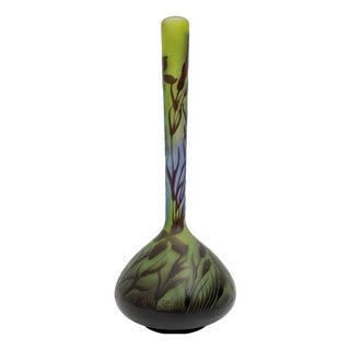 Art Nouveau Floral Decoration Cameo Bulb Glass Vase by Émile Gallé, France, 1900s For Sale